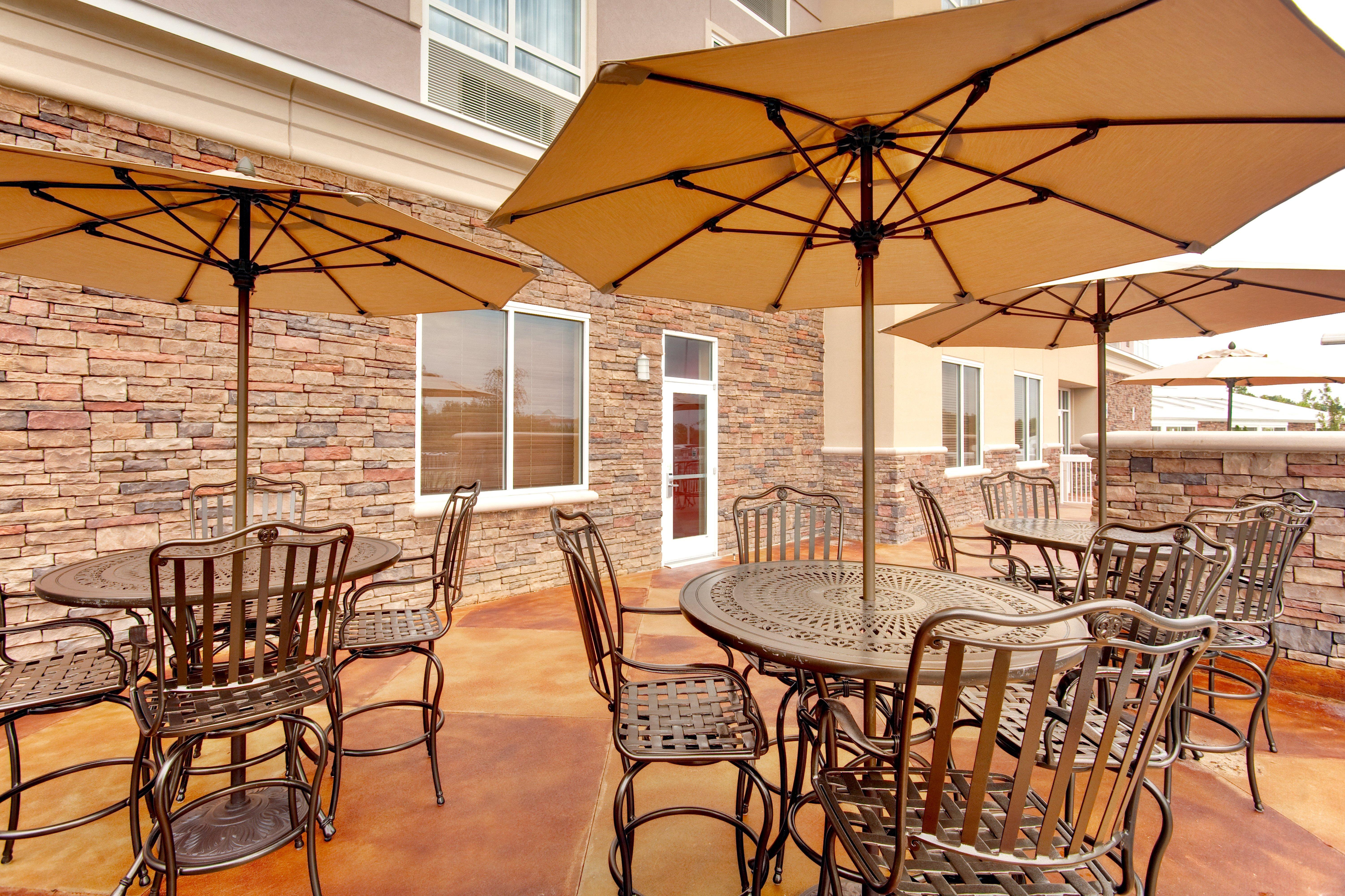 Holiday Inn Hotel & Suites Memphis-Wolfchase Galleria By Ihg Exterior foto