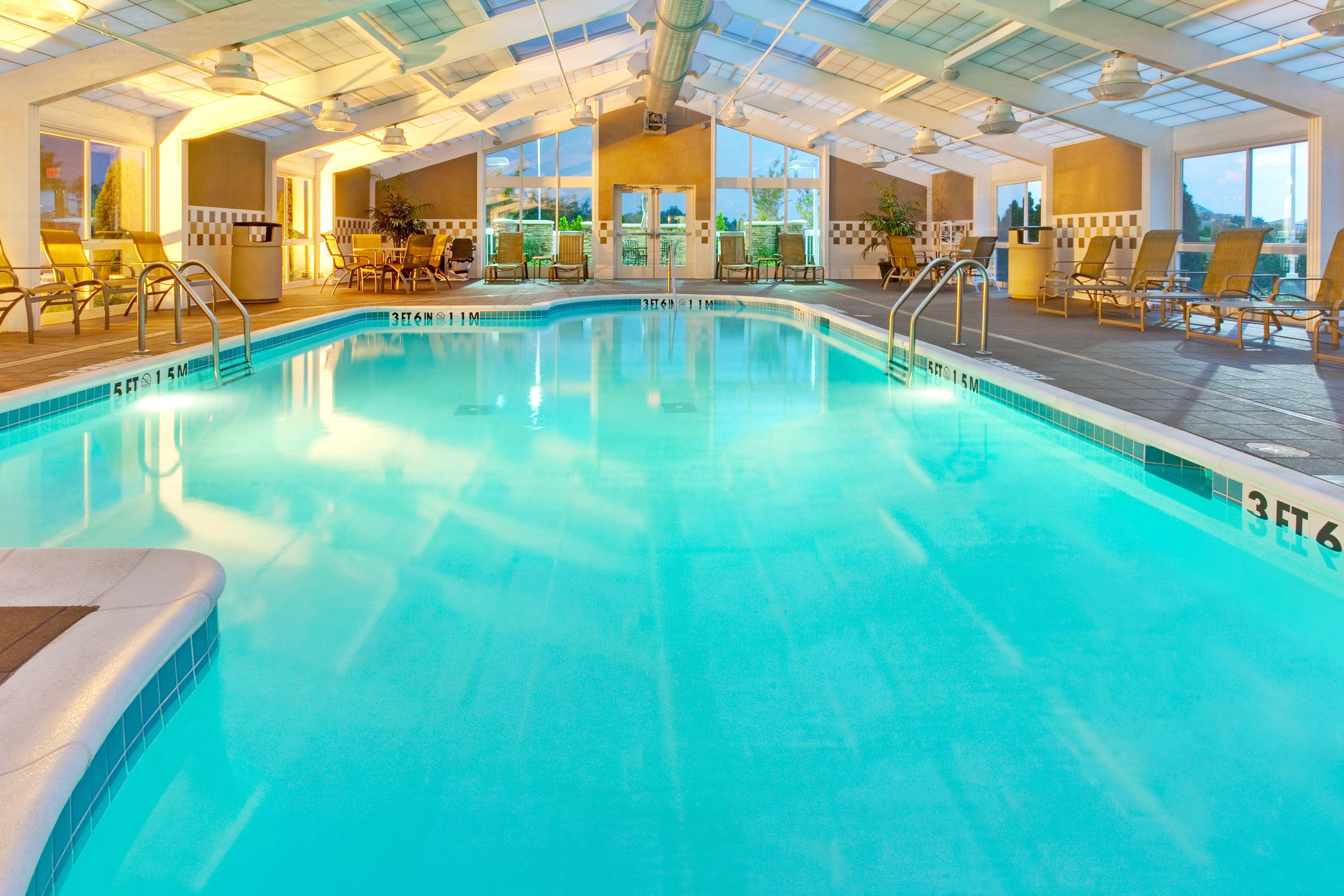 Holiday Inn Hotel & Suites Memphis-Wolfchase Galleria By Ihg Exterior foto
